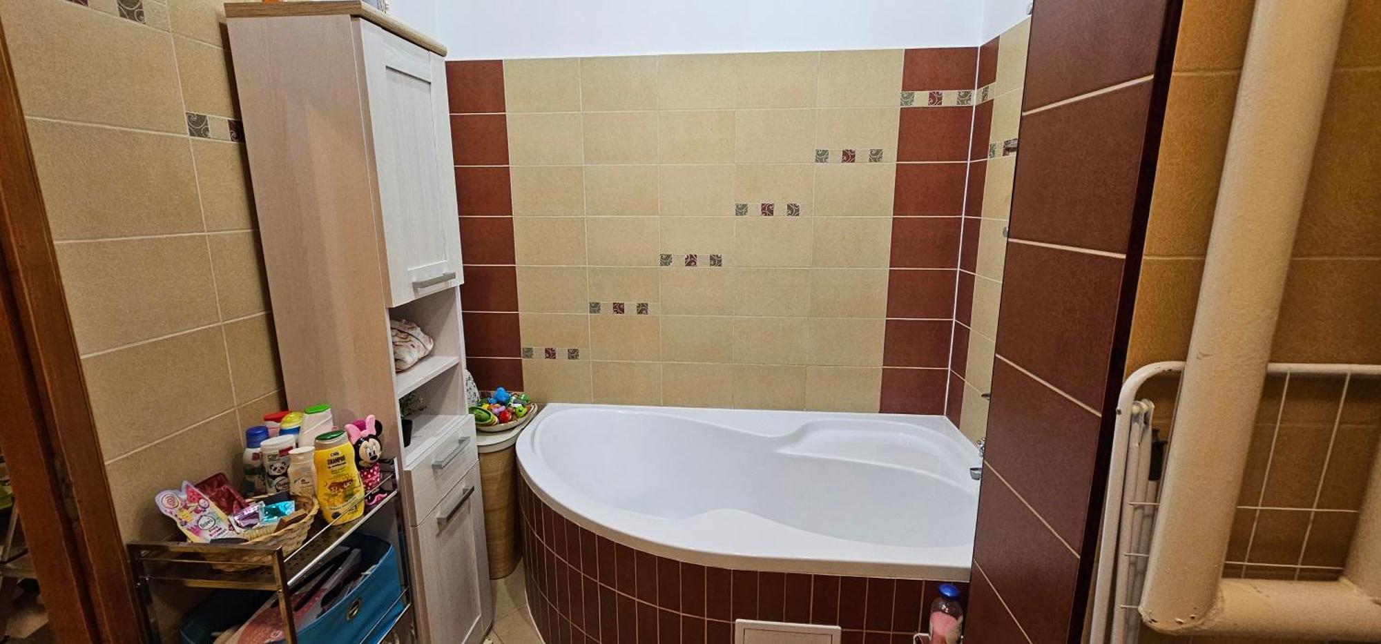 Anna Gyoengye Apartman Debrecen Exterior foto